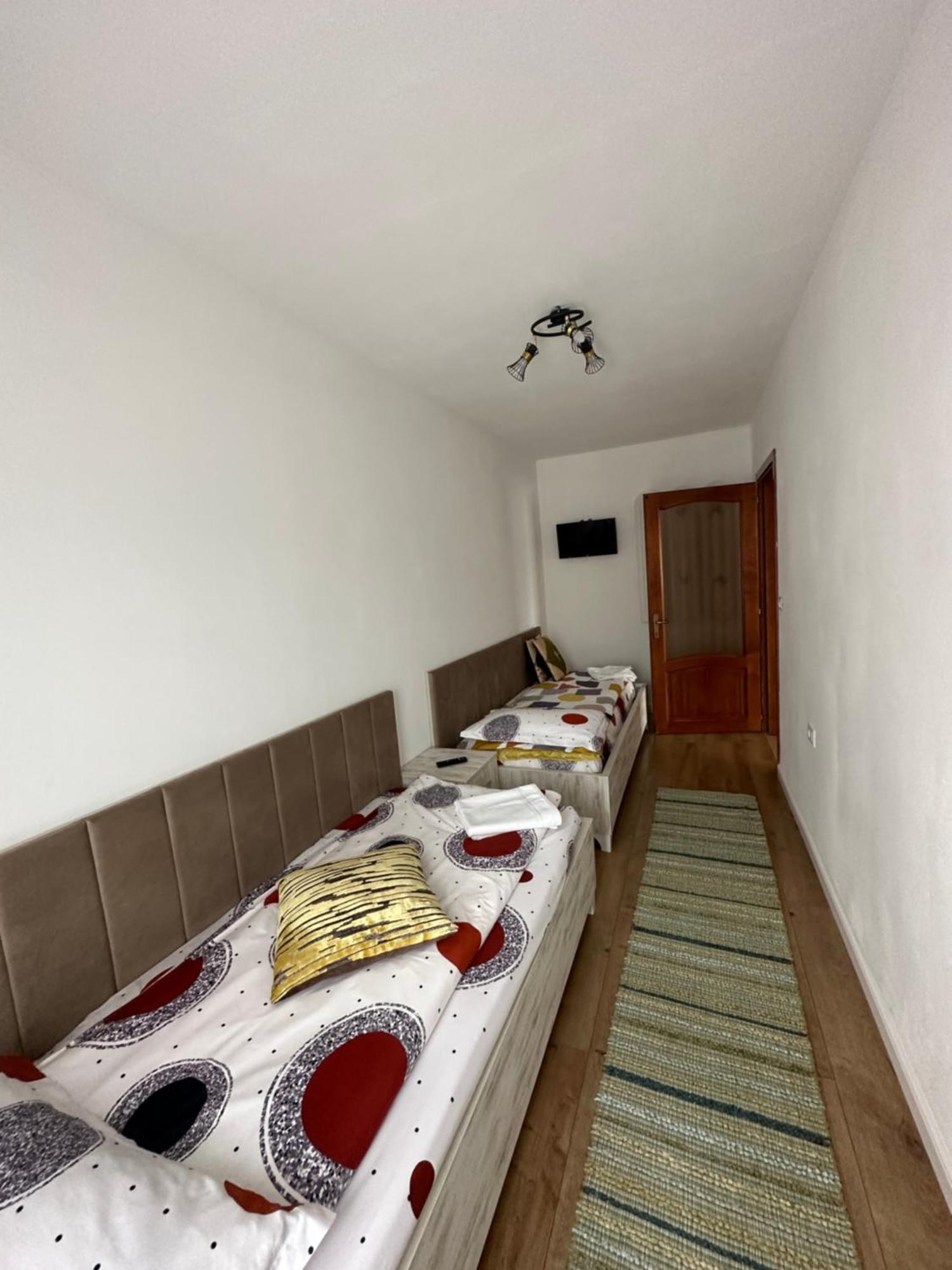 Villa Casa Ika&Matei à Borşa Extérieur photo